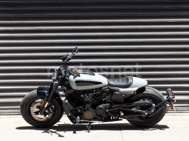 Harley-Davidson Sportster S - Vista 12