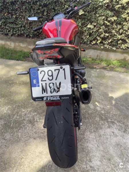 Kawasaki Z900RS - Vista 4