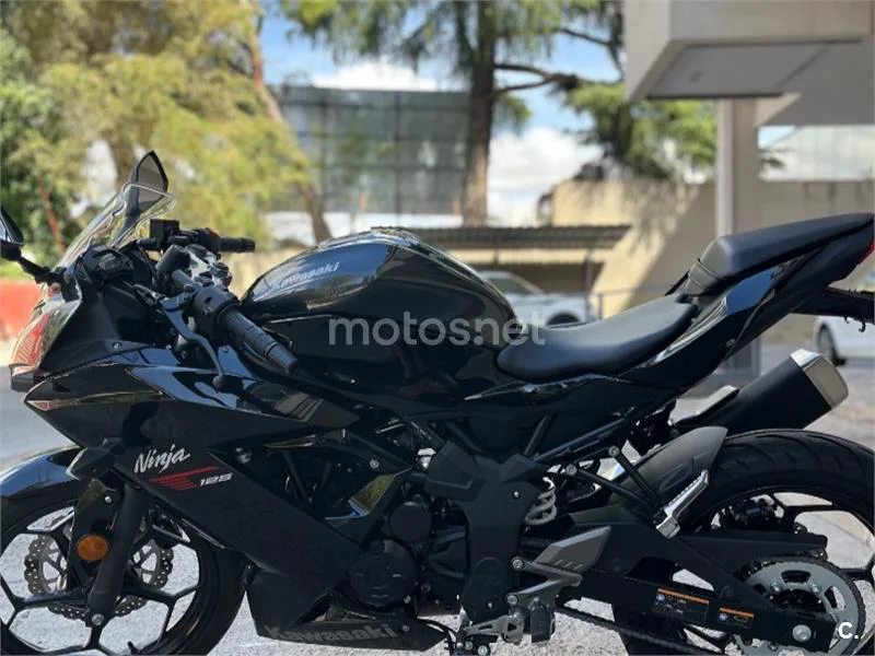 Kawasaki Ninja 125 4500 € 2026 Madrid - 1