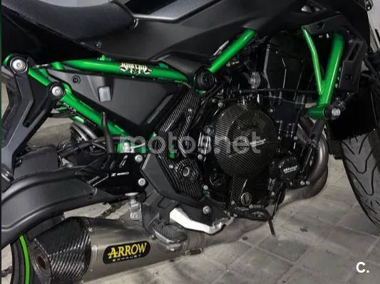 Kawasaki Z650 - Vista 5
