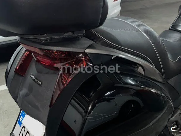Honda NT700V Deauville - Vista 6