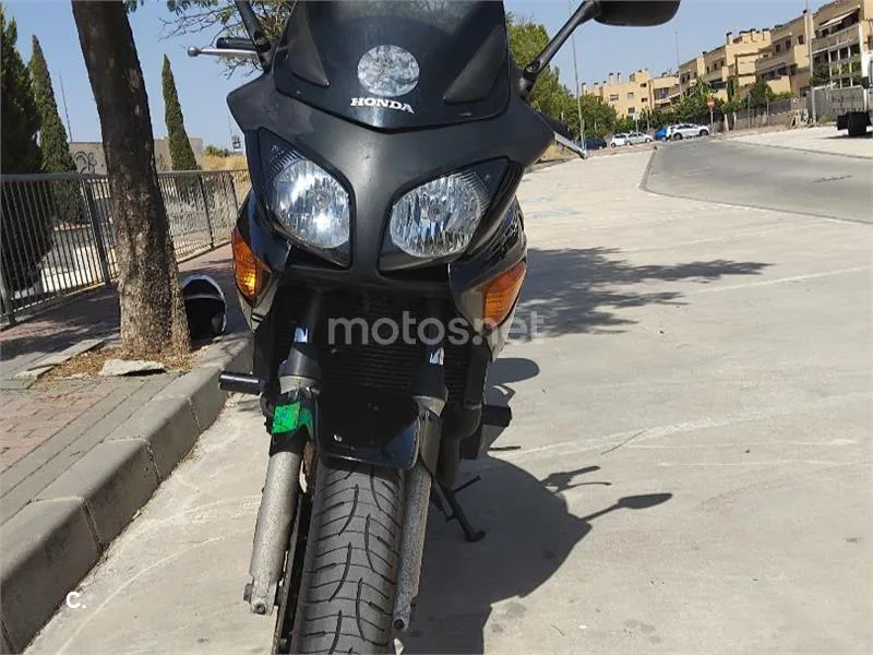 Honda CBF600S - Vista 3