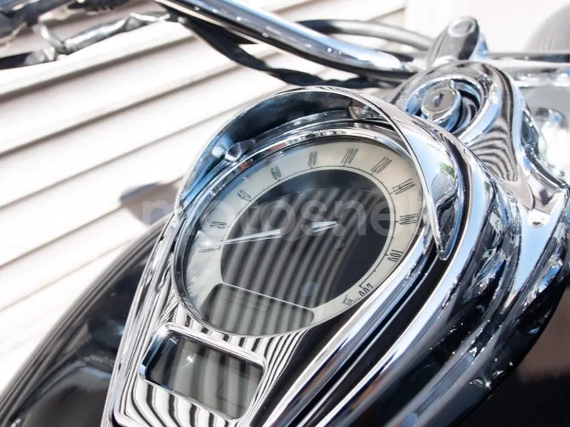 Kawasaki VN1700 Classic - Vista 11