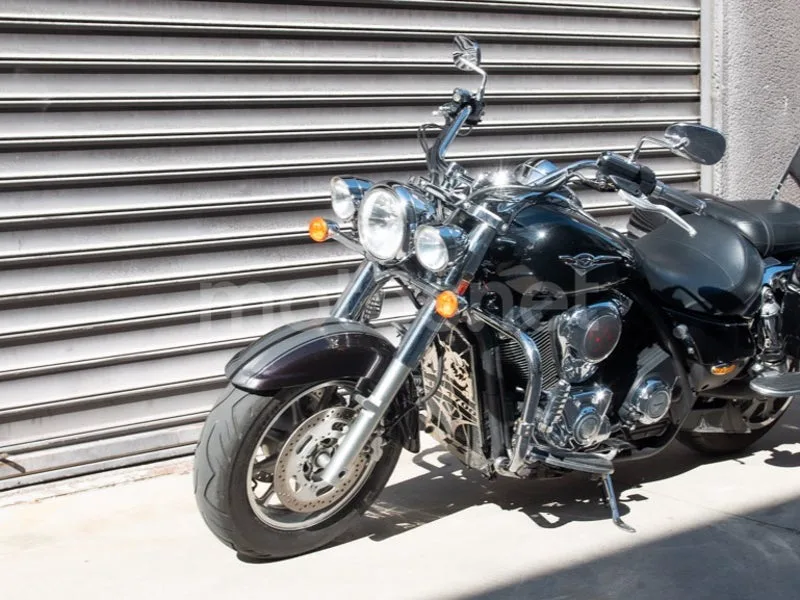 Kawasaki VN1700 Classic - Vista 13