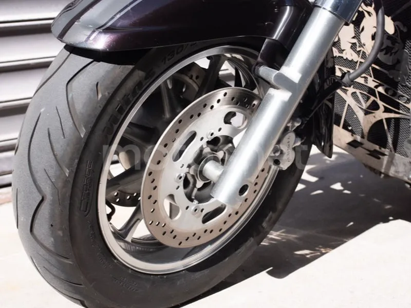 Kawasaki VN1700 Classic - Vista 15