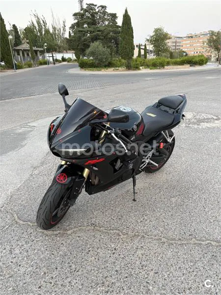 Yamaha YZF-R6 - Vista 6