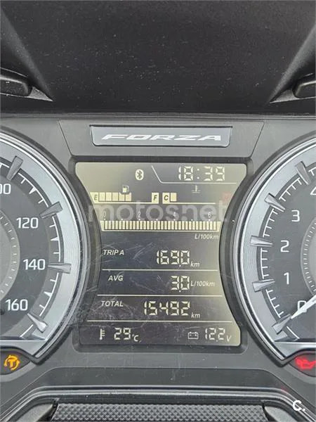 Honda Forza 350 - Vista 6