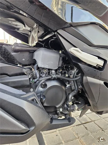 Honda Forza 350 - Vista 8