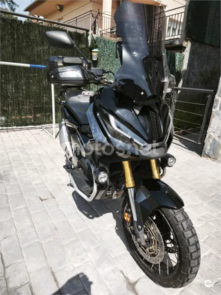 Honda X-ADV - Vista 3