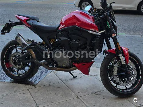 Ducati Monster - Vista 4