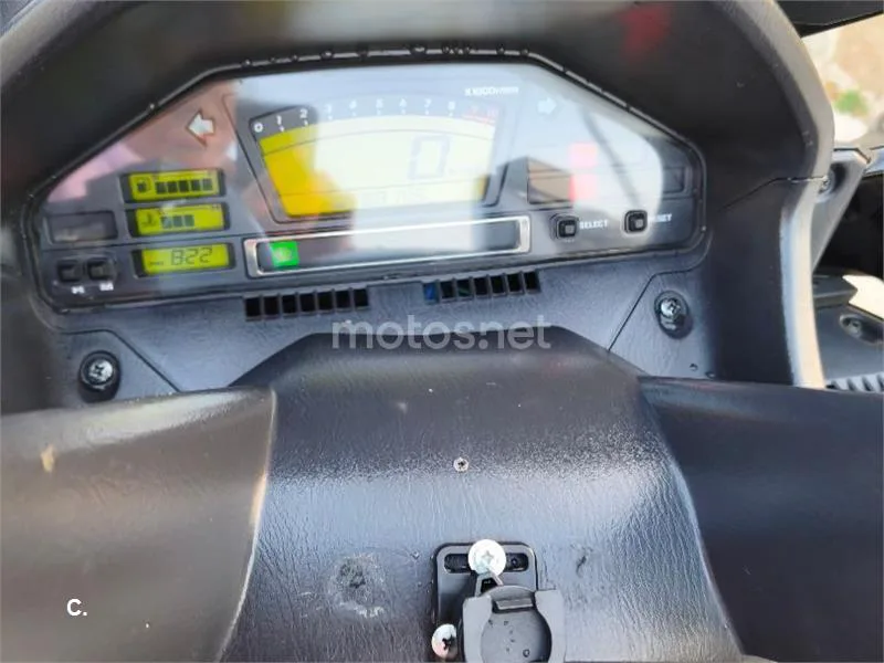 Suzuki Burgman 650 Executive - Vista 3