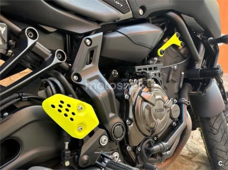 Yamaha MT-07 - Vista 5