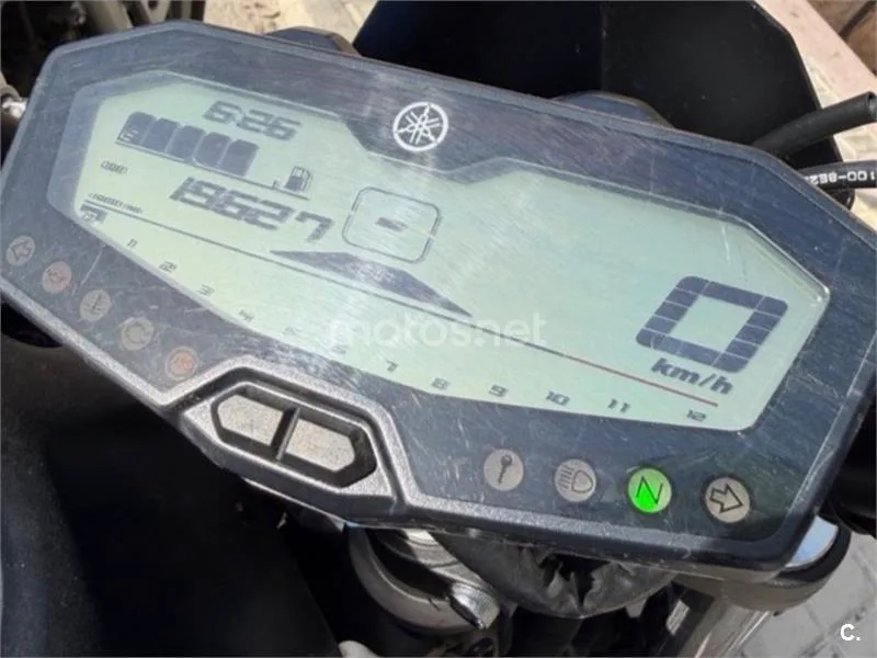 Yamaha MT-07 - Vista 8