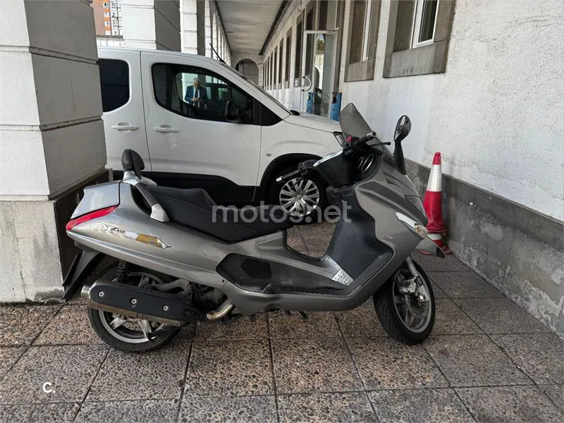 Piaggio XEvo 400 1300 € 2010 Asturias - 2
