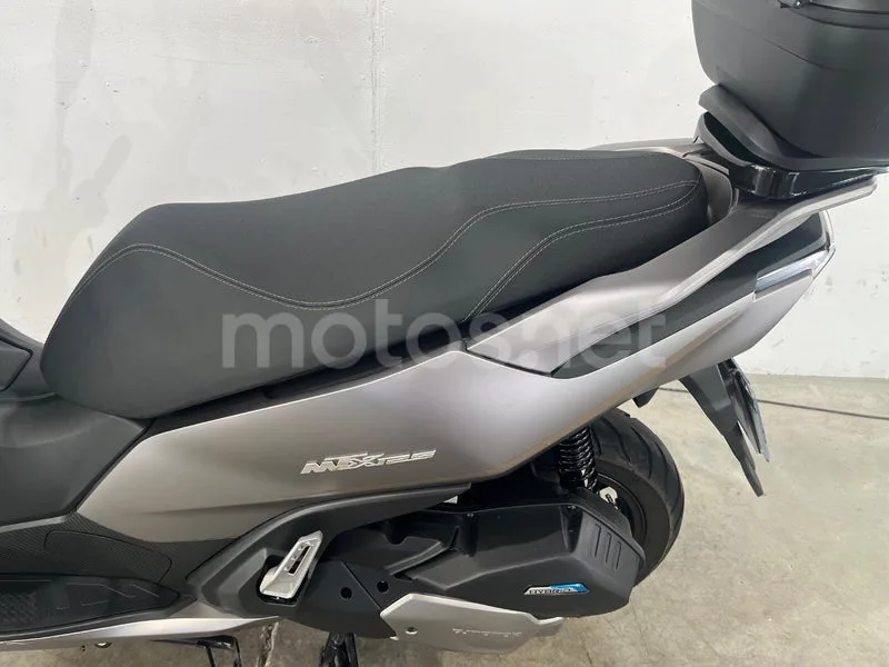 QJ Motor ATR 125 - Vista 16