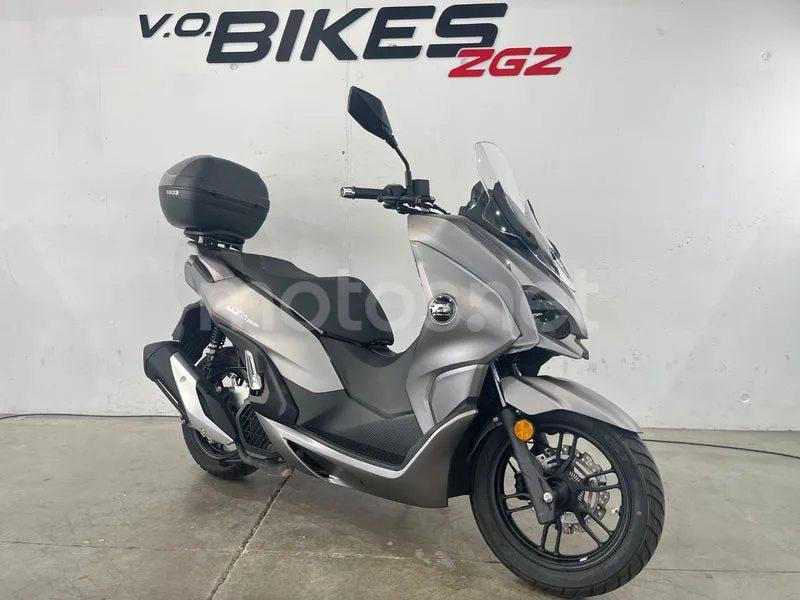QJ Motor ATR 125 - Vista 3