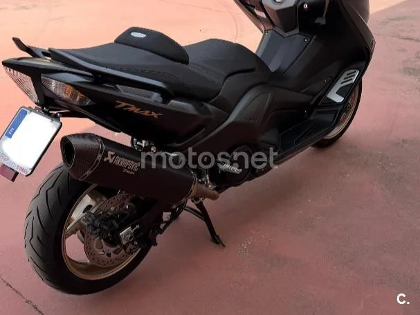Yamaha TMAX 530 - Vista 4