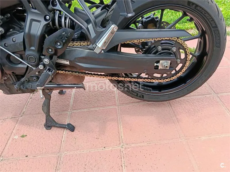 Yamaha Tracer 700 - Vista 7