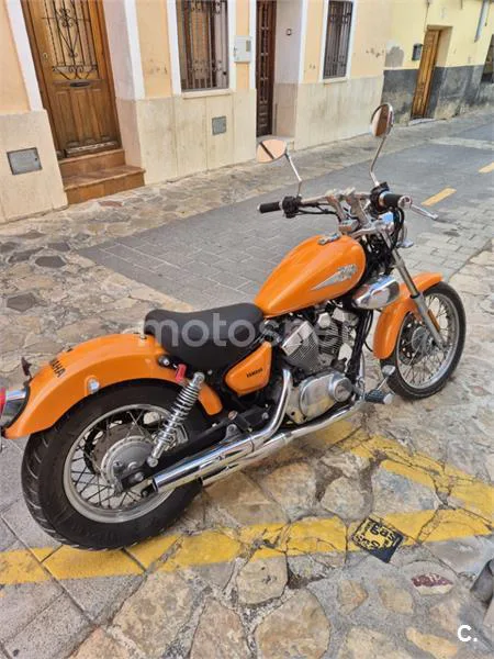 Yamaha XV125 Virago - Vista 3