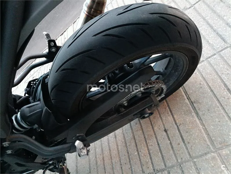 Yamaha XSR700 - Vista 3