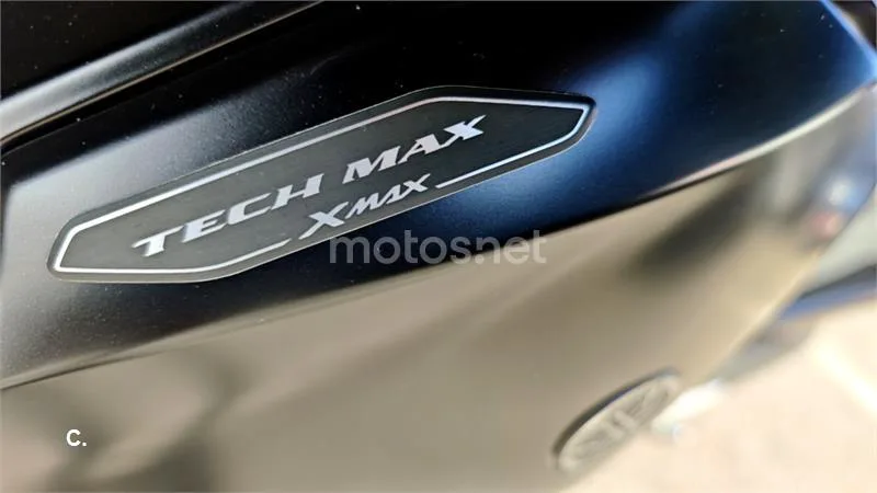 Yamaha XMAX 300 - Vista 7