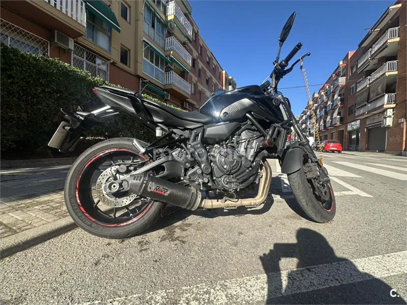 Yamaha MT-07 - Vista 5