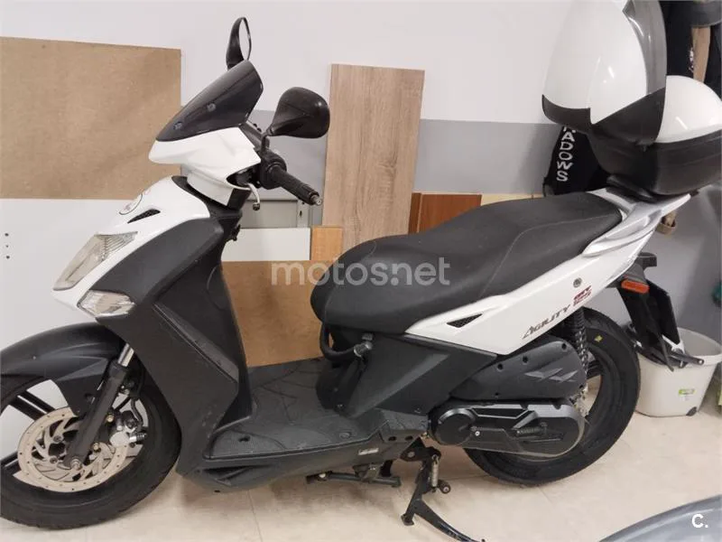 Kymco Agility City 125 1300 € 2015 Barcelona - 1