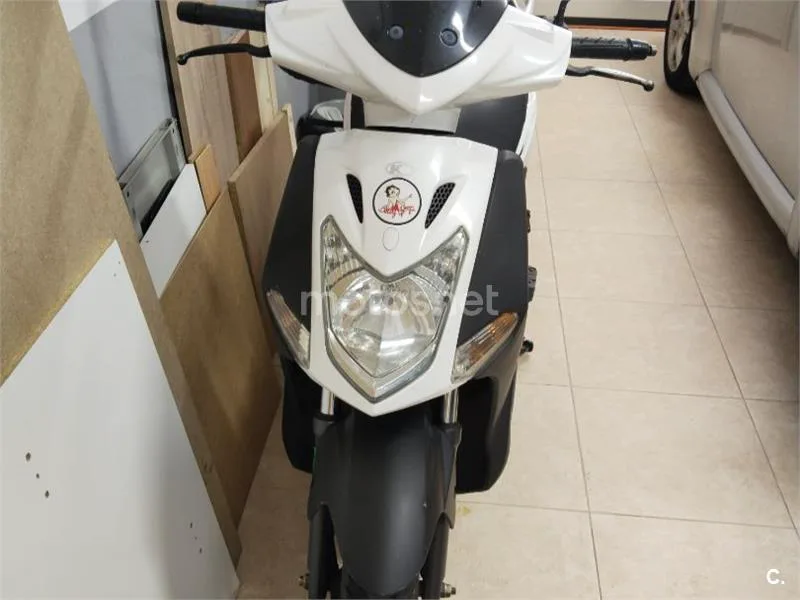 Kymco Agility City 125 - Vista 3