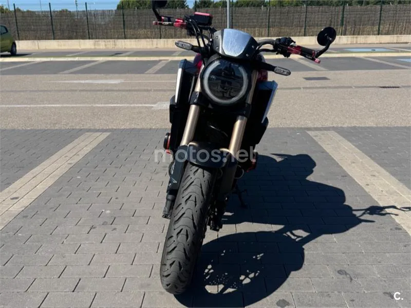 Honda CB650R - Vista 3