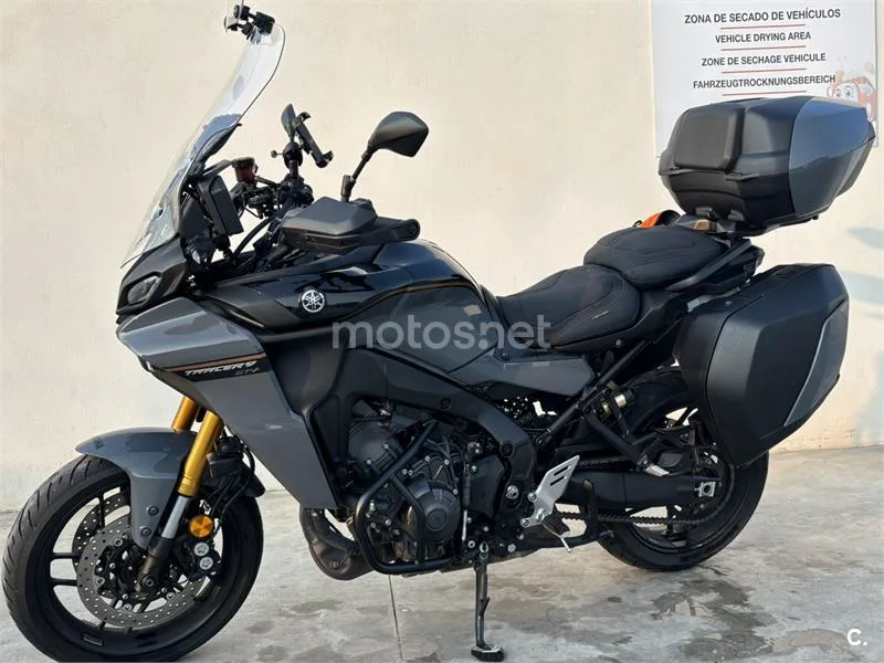 Yamaha Tracer 9 - Vista 12