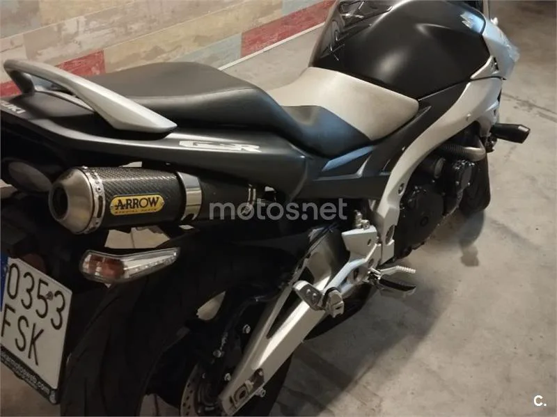 Suzuki GSR600 - Vista 3