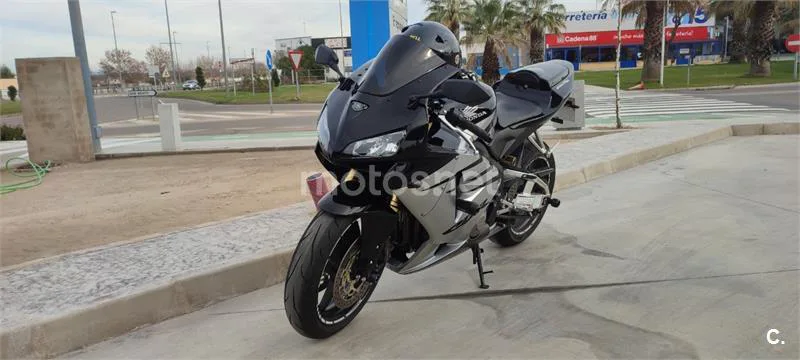 Honda CBR600RR - Vista 7