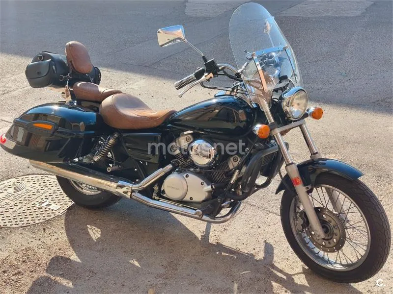 Honda Shadow 125 2500 € 2005 Madrid - 1