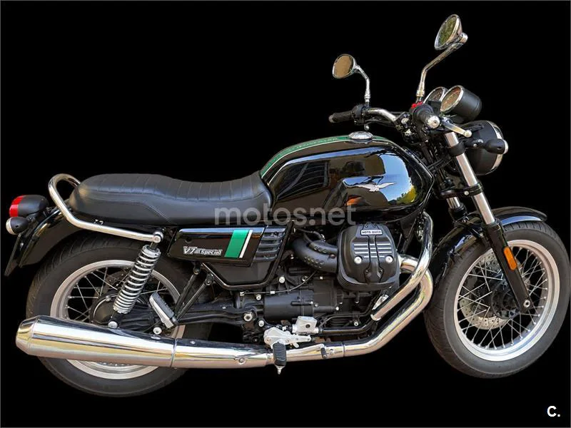 Moto Guzzi V7 III 5800 € 2021 Sevilla - 1