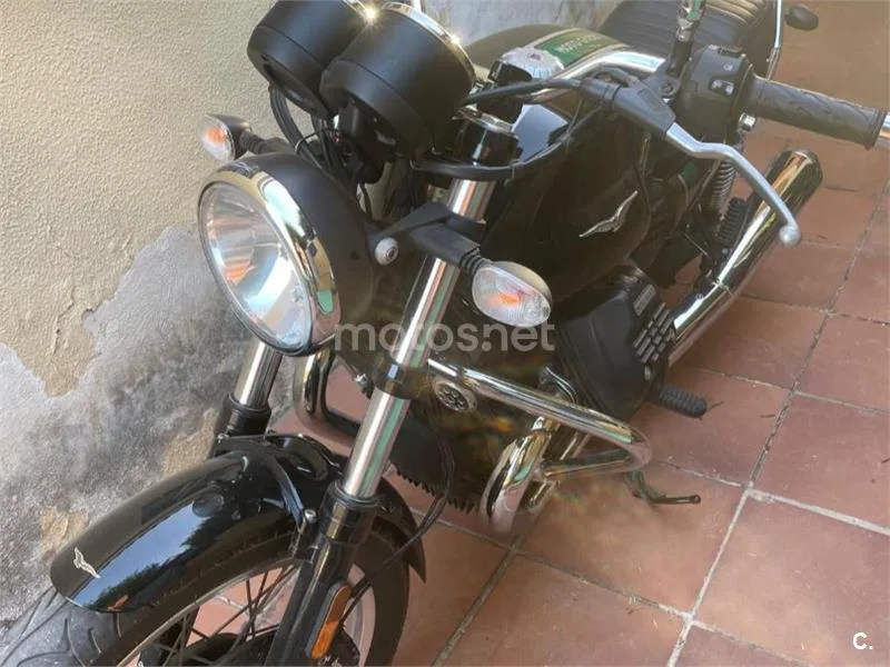 Moto Guzzi V7 III - Vista 5