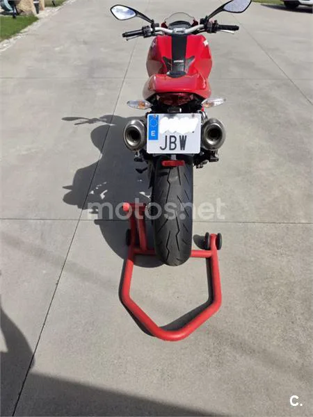 Ducati Monster 796 - Vista 5