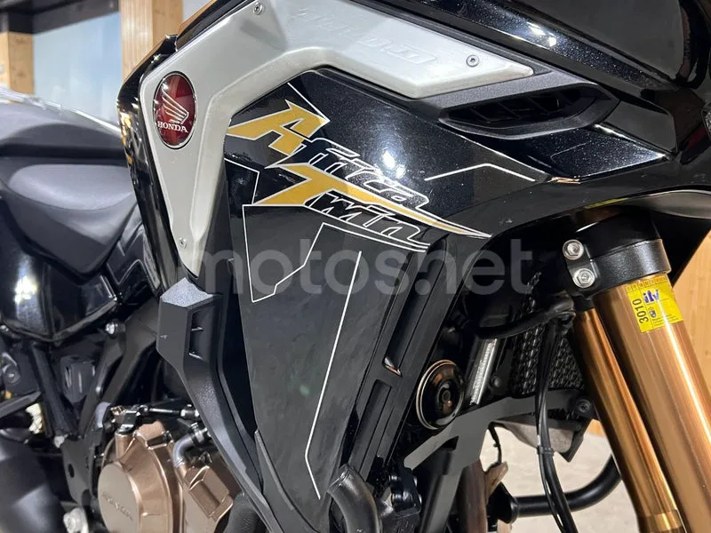 Honda CRF1100L Africa Twin - Vista 11