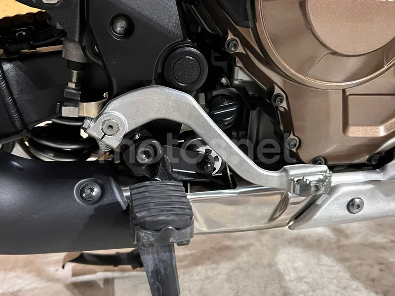 Honda CRF1100L Africa Twin - Vista 13