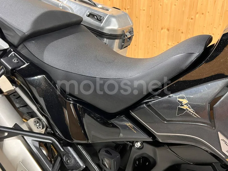 Honda CRF1100L Africa Twin - Vista 20