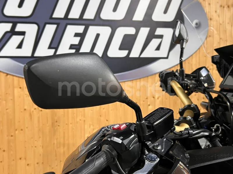 Honda CRF1100L Africa Twin - Vista 22