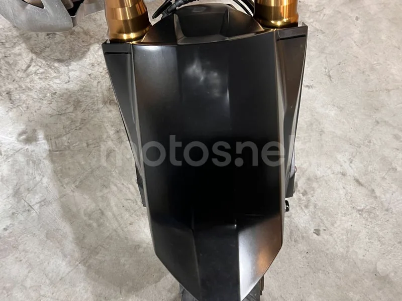 Honda CRF1100L Africa Twin - Vista 25