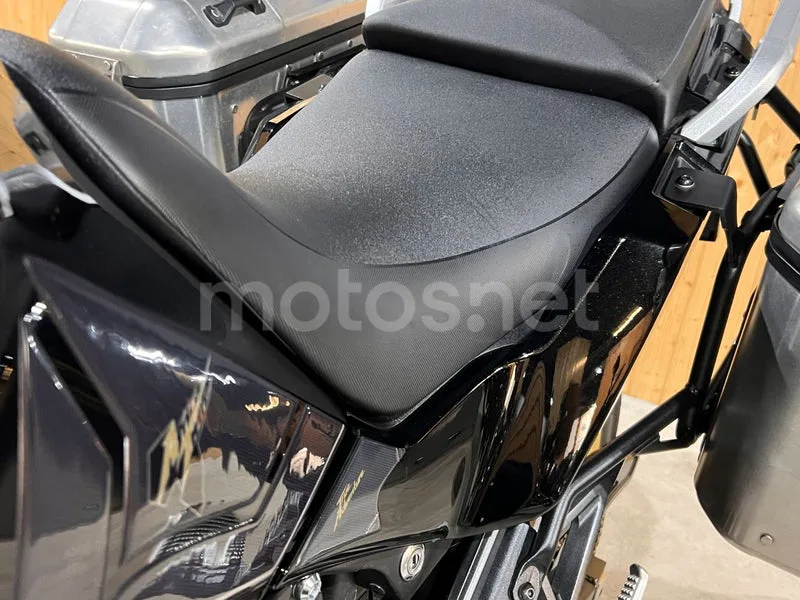 Honda CRF1100L Africa Twin - Vista 43