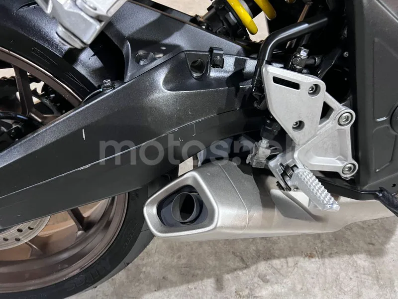 Honda CB650R - Vista 36
