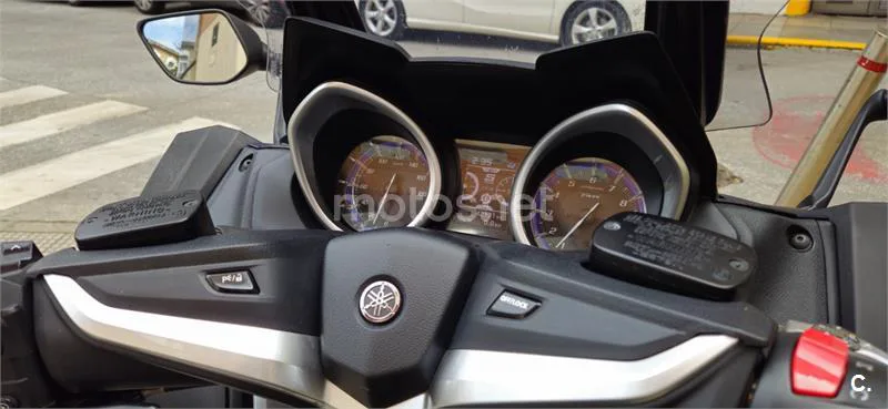 Yamaha TMAX 530 - Vista 8