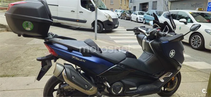 Yamaha TMAX 530 - Vista 9