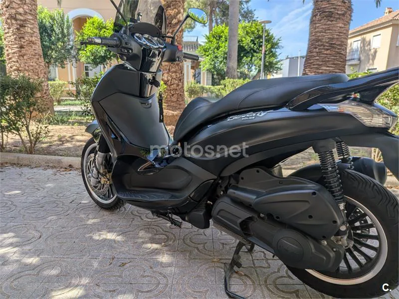 Piaggio Beverly 300 - Vista 9