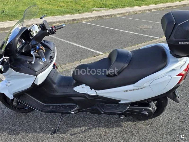 Suzuki Burgman 650 Executive 3000 € 2013 Navarra - 1
