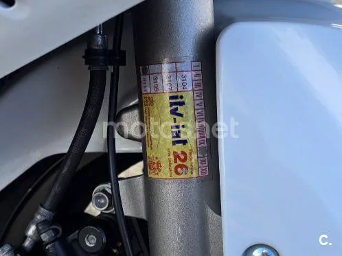Suzuki Burgman 650 Executive - Vista 8