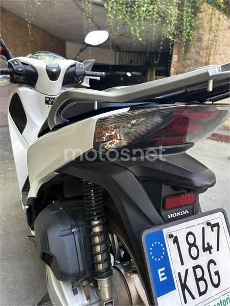 Honda SH125i - Vista 5