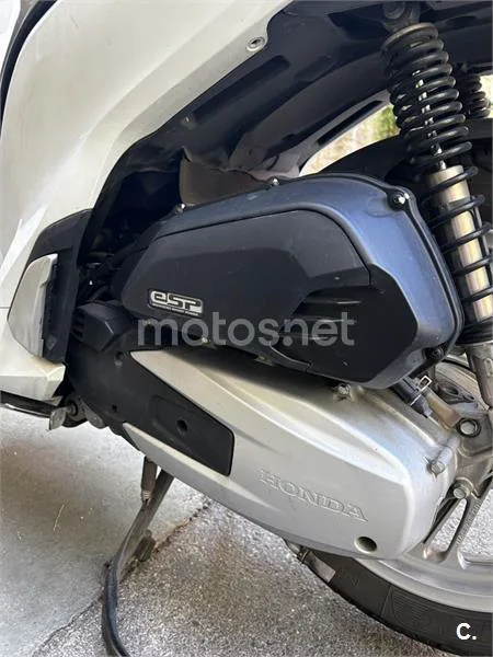 Honda SH125i - Vista 8